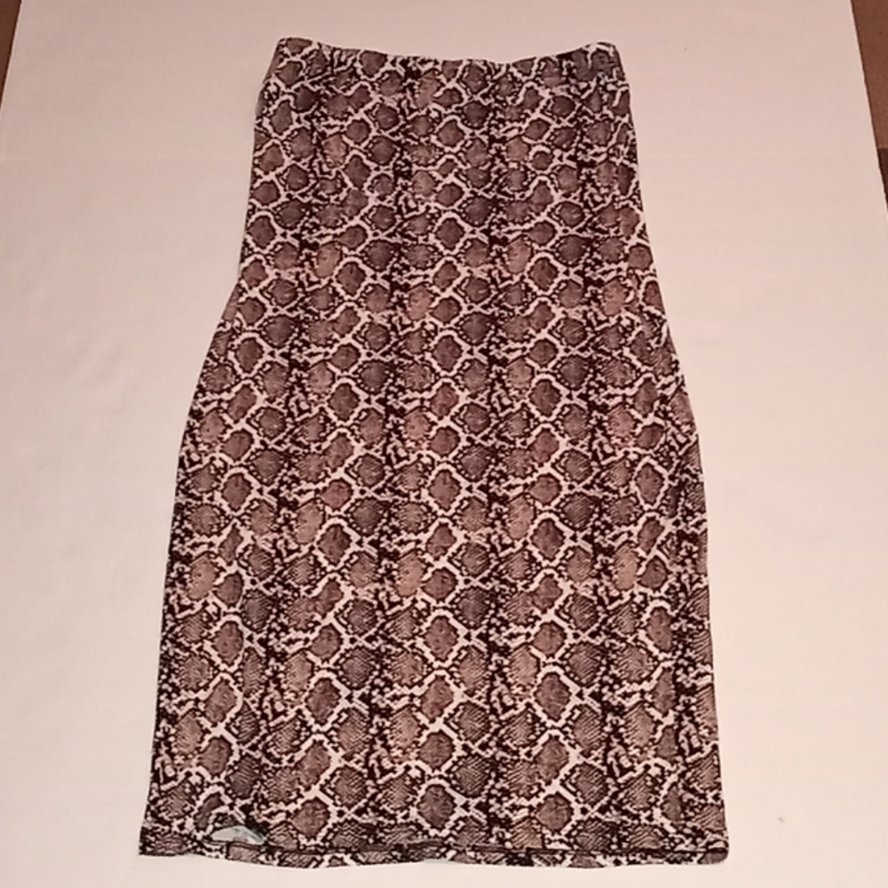 No Comment Snakeskin Print Size XL Skirt